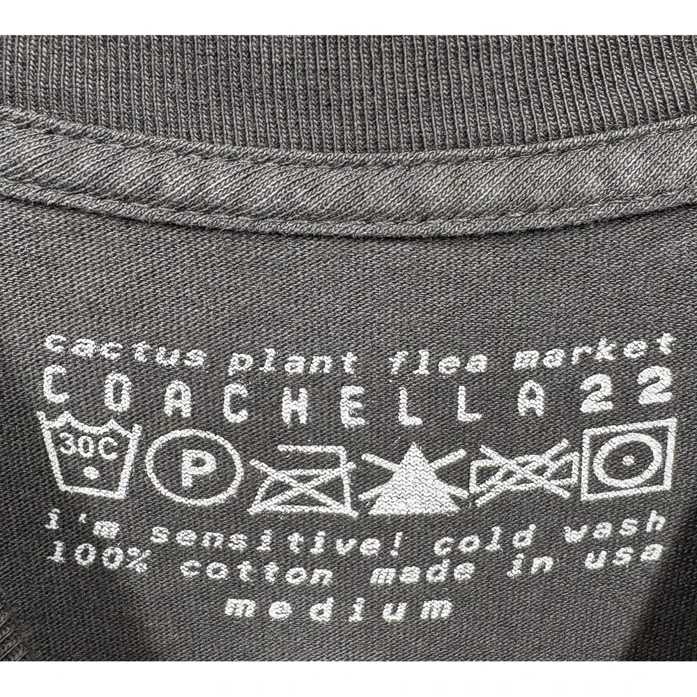 Coachella Cactus Plant Flea Market Weekend 2‎ T-shirt 2022 Size M Puff Print